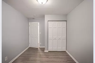 2932 Cameron Avenue, Rockford, IL 61101 - Photo 8