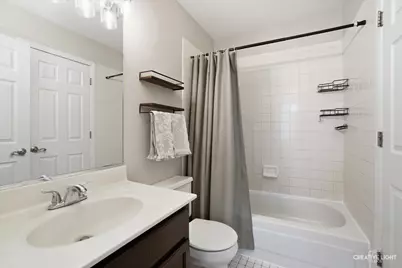 1247 Sandhurst Lane #1247, South Elgin, IL 60177 - Photo 4