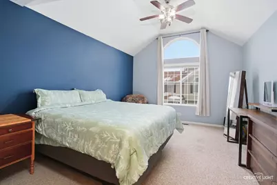 1247 Sandhurst Lane #1247, South Elgin, IL 60177 - Photo 8