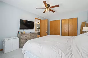 15348 Holly Ct, Oak Forest, IL 60452 - Photo 8