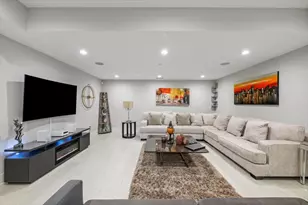 1341 Pfingsten Rd, Northbrook, IL 60062 - Photo 42