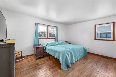 125 W Carol Avenue, Cortland, IL 60112 - Photo 14