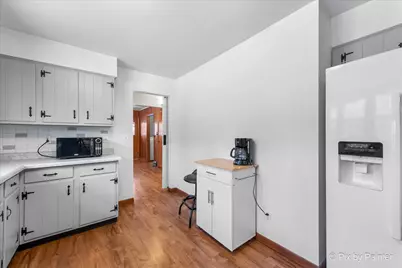 125 W Carol Avenue, Cortland, IL 60112 - Photo 12