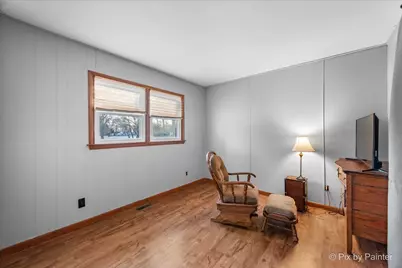 125 W Carol Avenue, Cortland, IL 60112 - Photo 16