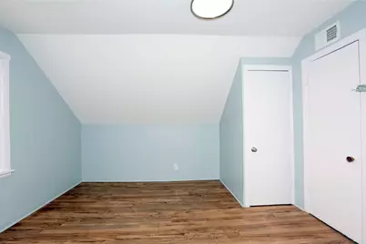 9629 S Luella Avenue, Chicago, IL 60617 - Photo 32