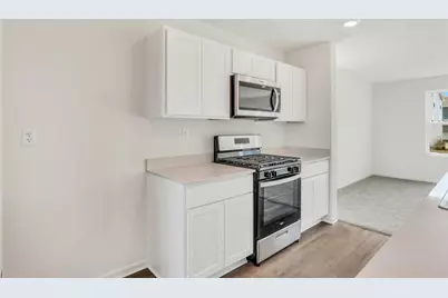 2660 Arrowhead Drive, Pingree Grove, IL 60140 - Photo 8