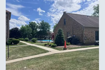 1750 Fayette Walk #F, Hoffman Estates, IL 60169 - Photo 4