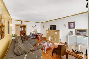 1758 E 72nd St, Chicago, IL 60649 - Photo 6