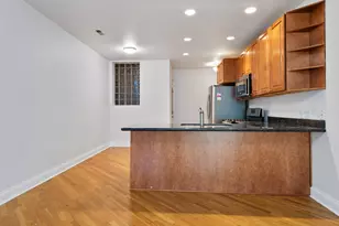 7010 S Clyde Ave, Chicago, IL 60649 - Photo 2