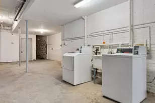 7010 S Clyde Ave, Chicago, IL 60649 - Photo 18