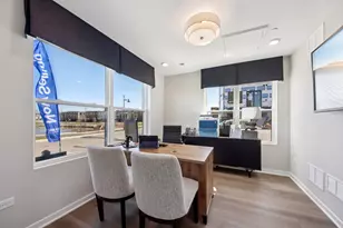 1175 Lakepointe Dr, Schaumburg, IL 60173 - Photo 8