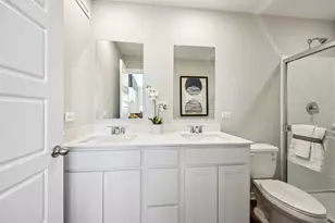 1175 Lakepointe Dr, Schaumburg, IL 60173 - Photo 26