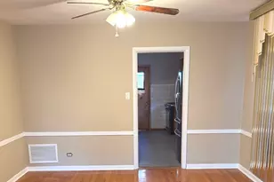 11706 S Artesian Ave, Chicago, IL 60655 - Photo 4