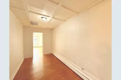 134 W State Street #3, Sycamore, IL 60178 - Photo 8