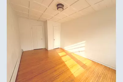 134 W State Street #3, Sycamore, IL 60178 - Photo 6