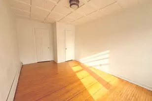 134 W State St, Sycamore, IL 60178 - Photo 6