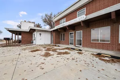 102 Townsedge Road #201, Kewanee, IL 61443 - Photo 2
