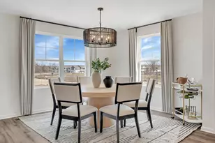 1173 Lakepointe Dr, Schaumburg, IL 60196 - Photo 6