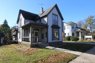 17 W Crystal Lake Ave, Crystal Lake, IL 60014 - Photo 1