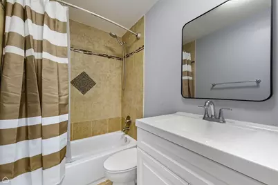 22180 Navaho Avenue S, Sauk Village, IL 60411 - Photo 14