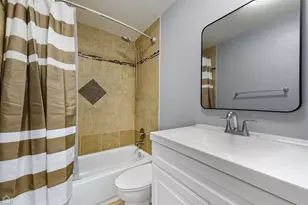 22180 Navaho Ave S, Sauk Village, IL 60411 - Photo 14