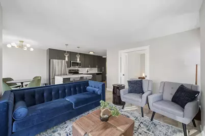 30 E Huron Street #907, Chicago, IL 60611 - Photo 4