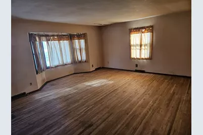 10N866 Hawthorn Street, Elgin, IL 60123 - Photo 2