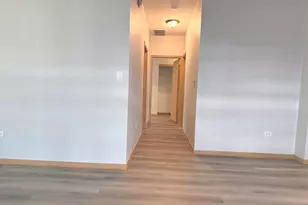 810 Woodewind Dr, Naperville, IL 60563 - Photo 10