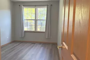 810 Woodewind Dr, Naperville, IL 60563 - Photo 12