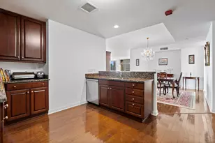 [Address not provided], Chicago, IL 60611 - Photo 10