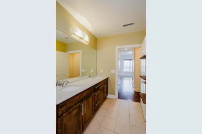 [Address not provided], Chicago, IL 60634 - Photo 28