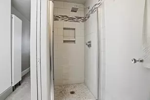 6147 N Sheridan Rd, Chicago, IL 60660 - Photo 16