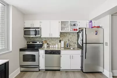 6147 N Sheridan Road #18B, Chicago, IL 60660 - Photo 10