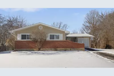 106 Cedar Court, Schaumburg, IL 60193 - Photo 2