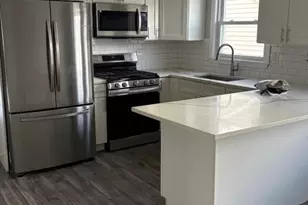 5619 N Menard Ave, Chicago, IL 60646 - Photo 8