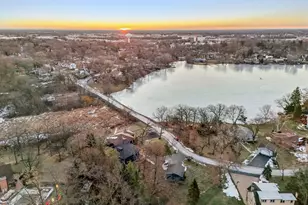 23460 W N Lakewood Ln, Lake Zurich, IL 60047 - Photo 50