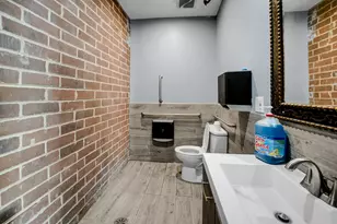 3241 W Cermak Rd, Chicago, IL 60623 - Photo 12