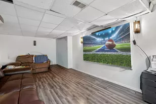 7045 W 100th St, Chicago Ridge, IL 60415 - Photo 24