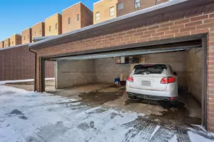 1025 W Monroe St, Chicago, IL 60607 - Photo 18