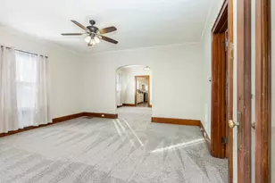 415 N Locust St, Pontiac, IL 61764 - Photo 10