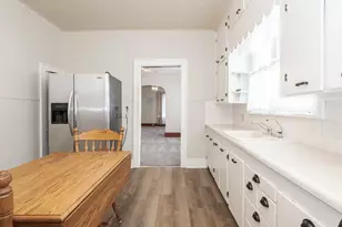 415 N Locust St, Pontiac, IL 61764 - Photo 26