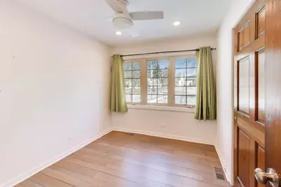 [Address not provided], Lisle, IL 60532 - Photo 18