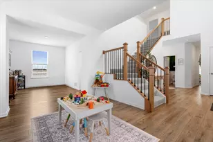 1457 Collins Dr, Elburn, IL 60119 - Photo 8