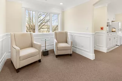 10005 S Roberts Road, Palos Hills, IL 60465 - Photo 2