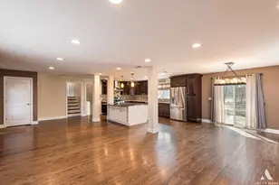 106 Sharon Dr, Sleepy Hollow, IL 60118 - Photo 12