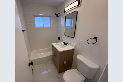 7357 N Winchester Avenue #2M, Chicago, IL 60626 - Photo 8