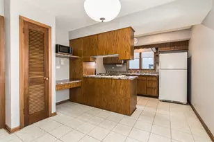 8332 N Knight Ave, Niles, IL 60714 - Photo 12