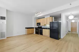 8 W Monroe St, Chicago, IL 60603 - Photo 4