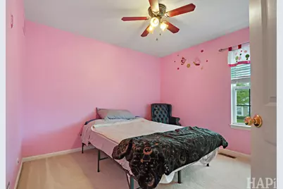 2050 Colchester Avenue, Hoffman Estates, IL 60192 - Photo 14