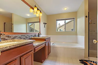 2050 Colchester Avenue, Hoffman Estates, IL 60192 - Photo 20